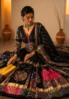 Kaali Raas Mirror Work & Kodi Lace Chaniya Choli in Muslin Cotton