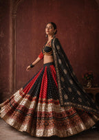Reeva Real Mirror & Kodi Lace Work Navratri Lehenga Choli Set in Muslin Cotton
