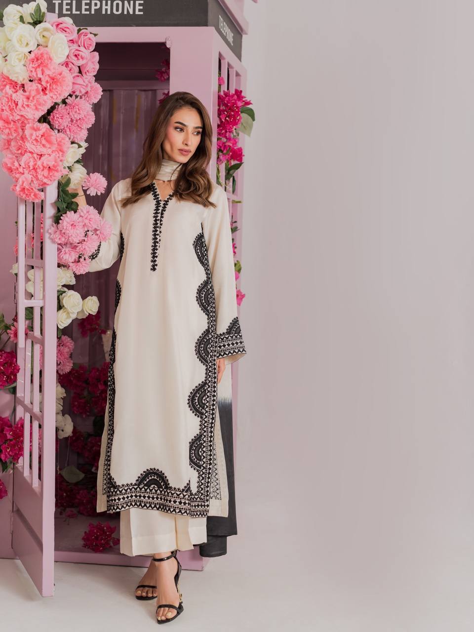 Designer Biscuit Slub Straight Fit Kurta Set with Thread Embroidery