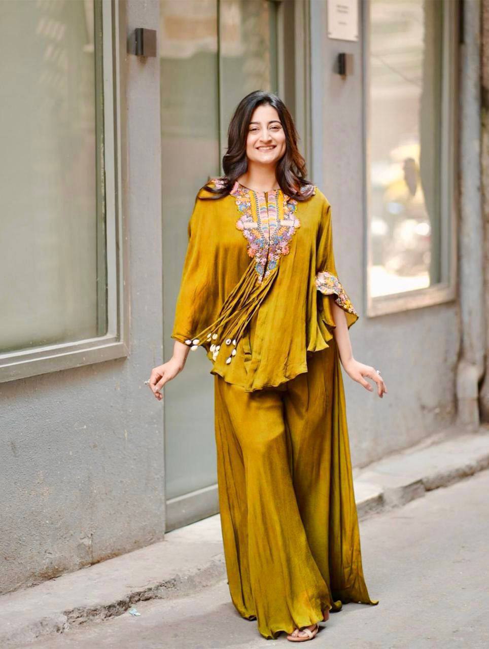 Designer Red Chinon Set with Sequins Embroidery Work & Kodi Latkan for Parties