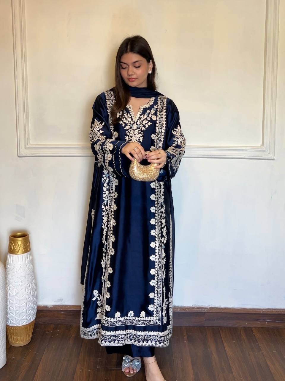 Aafreen Satin Rayon Embroidered Oversized Kaftan Set