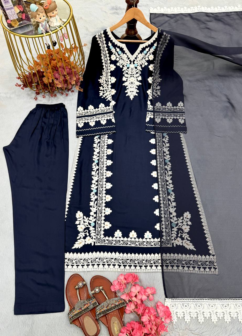 Aafreen Satin Rayon Embroidered Oversized Kaftan Set