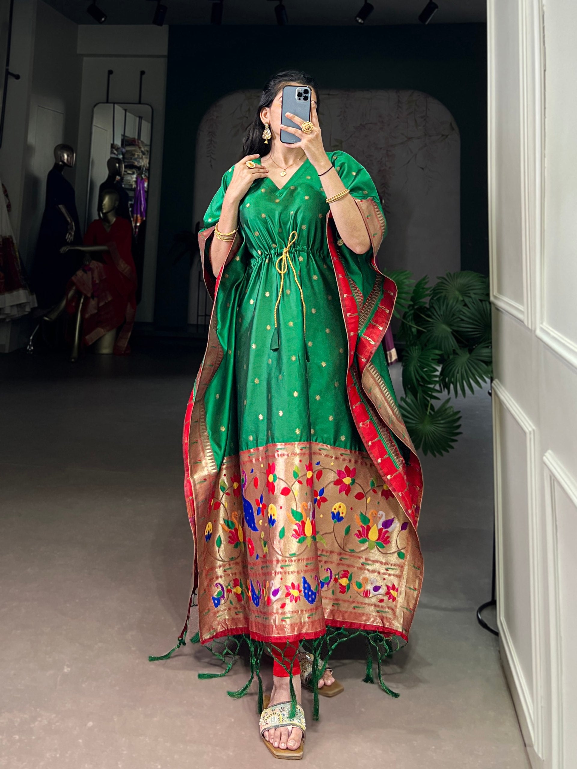 Vaidehi Jacquard Paithani Zari Weaving Kaftan