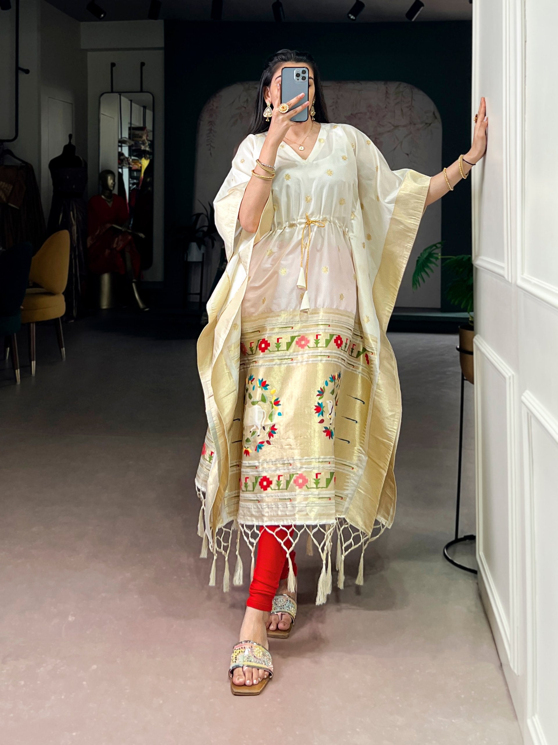 Vaidehi Jacquard Paithani Zari Weaving Kaftan