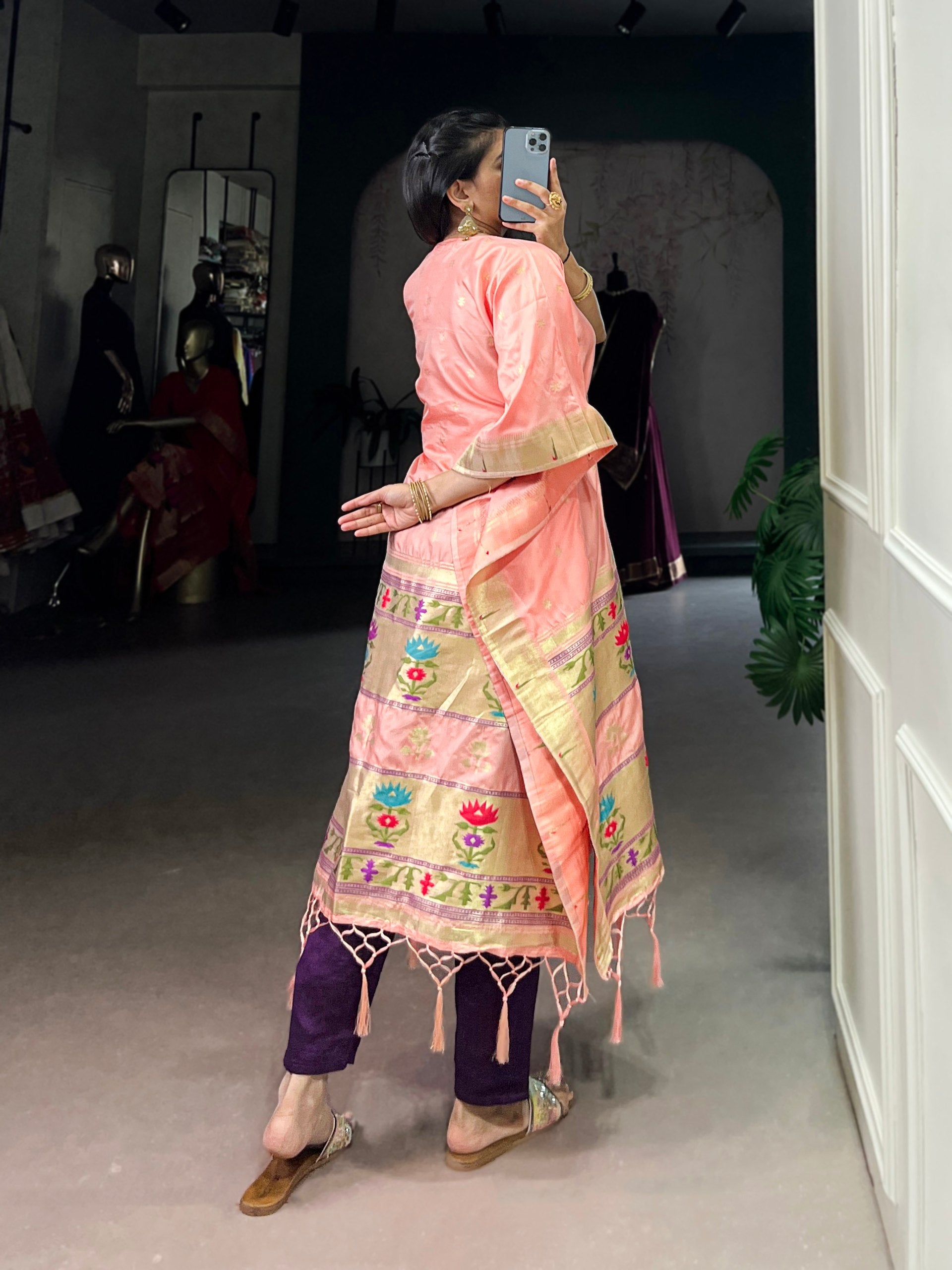 Vaidehi Jacquard Paithani Zari Weaving Kaftan