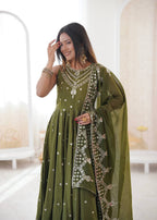 Mahveen Noor Premium Sleeveless Anarkali Gown with Chanderi Silk Dupatta