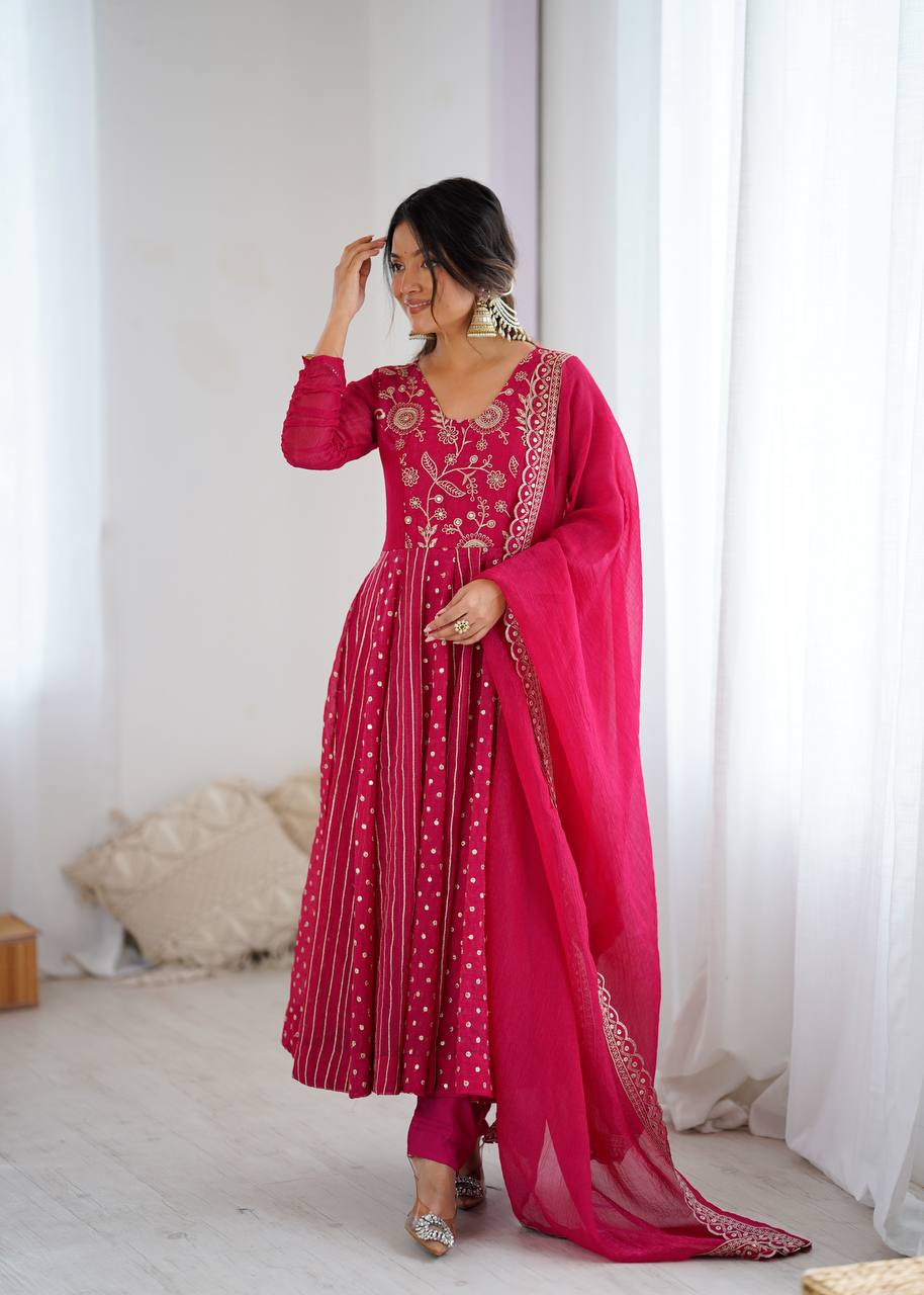 Royal Embroidered Gown with Lace Border Dupatta