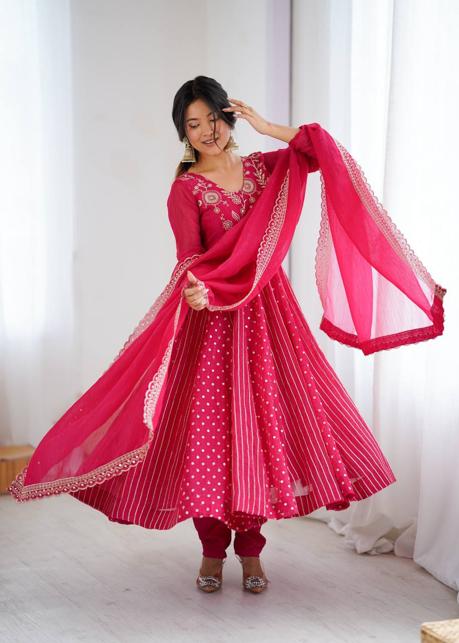 Royal Embroidered Gown with Lace Border Dupatta