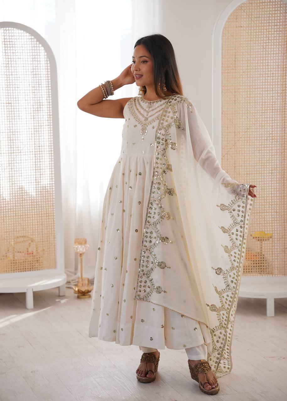 Mahveen Noor Premium Sleeveless Anarkali Gown with Chanderi Silk Dupatta