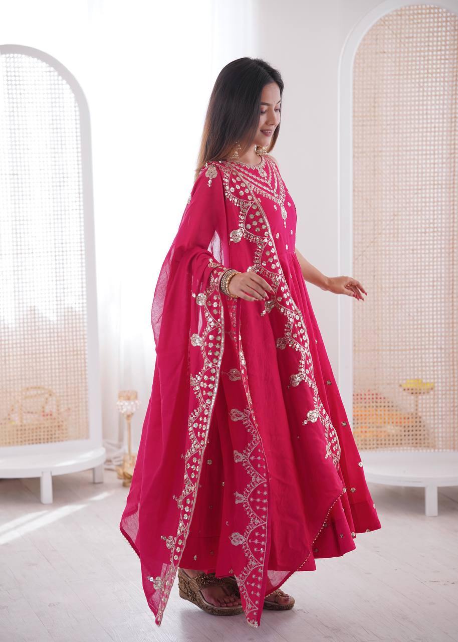 Mahveen Noor Premium Sleeveless Anarkali Gown with Chanderi Silk Dupatta