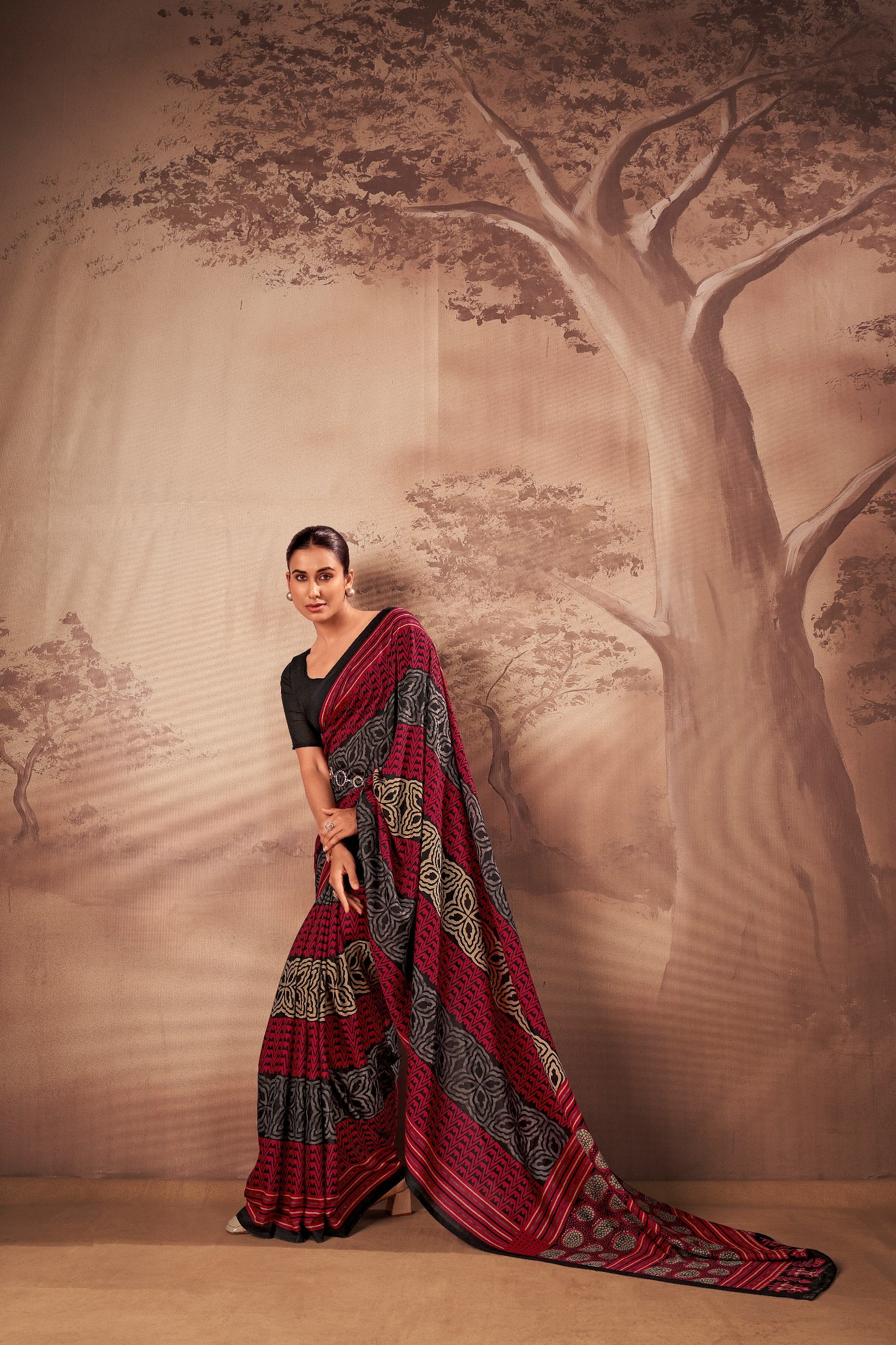 Aarini Poly Mal Cotton Printed Saree with Stitched Blouse
