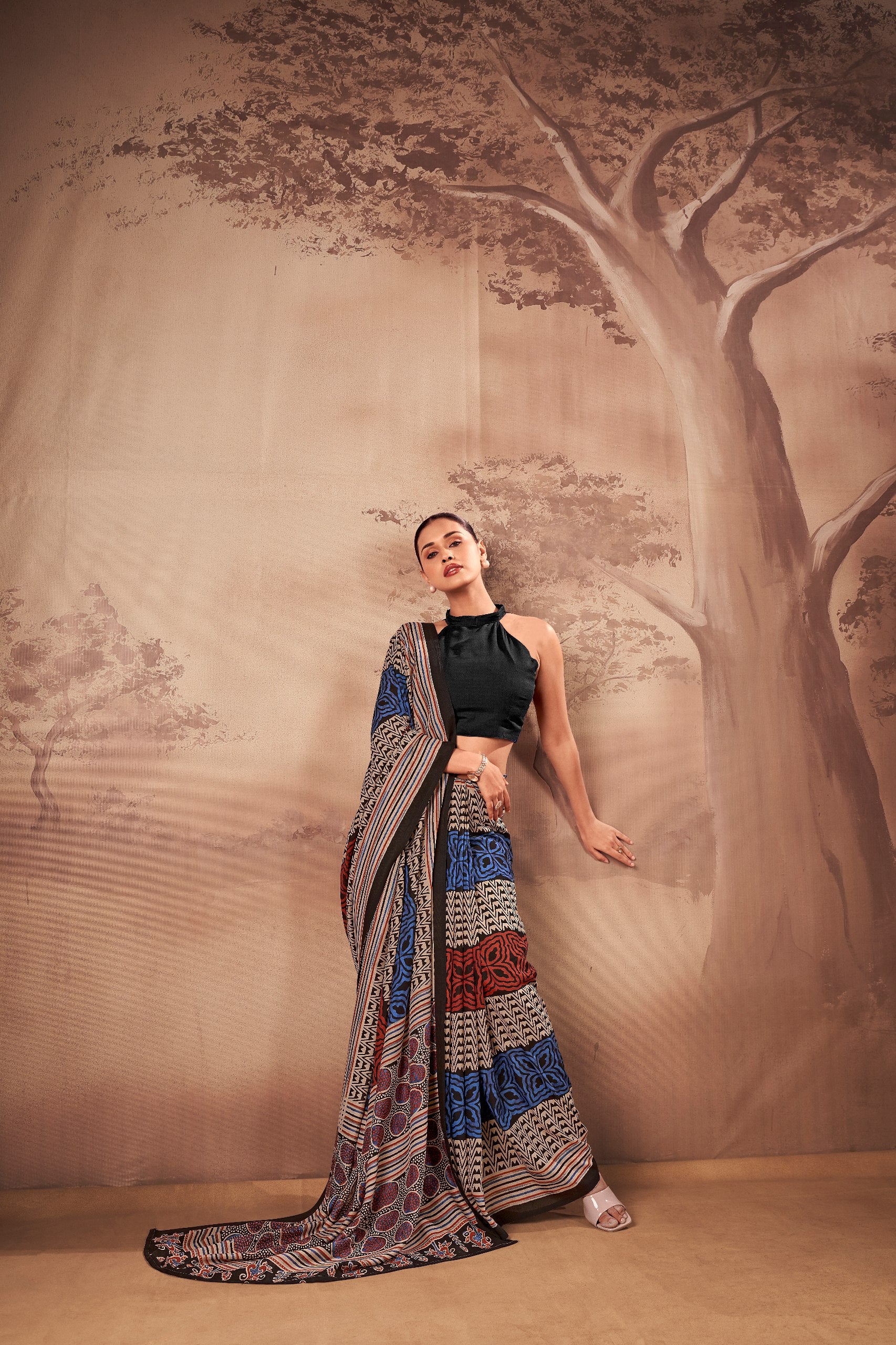 Aarini Poly Mal Cotton Printed Saree with Stitched Blouse