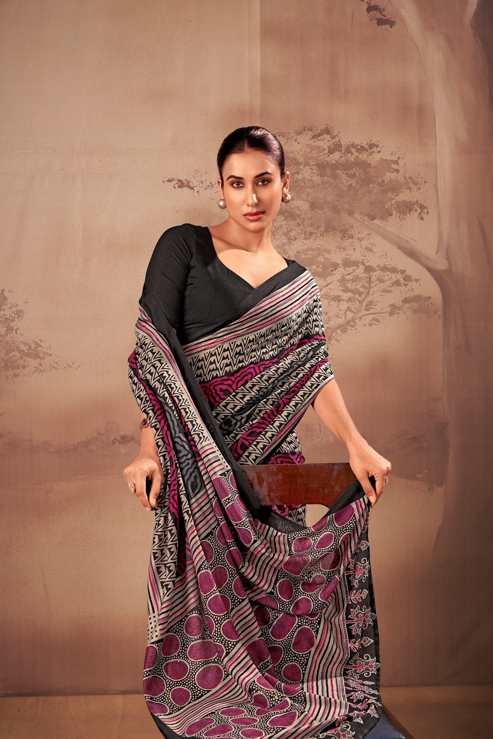 Aarini Poly Mal Cotton Printed Saree with Stitched Blouse