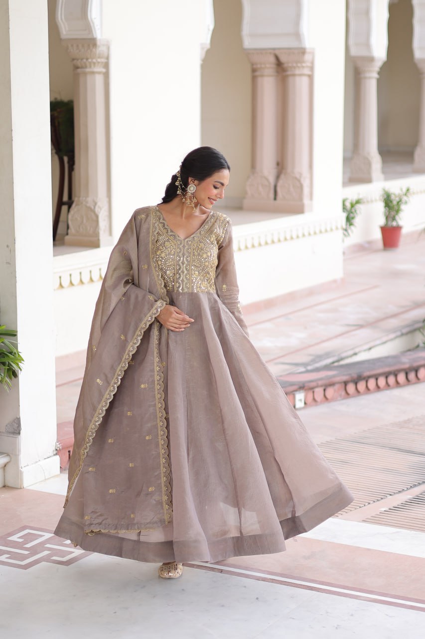 Luxury Pink Gold Crush Embroidered Gown with Cutwork Dupatta