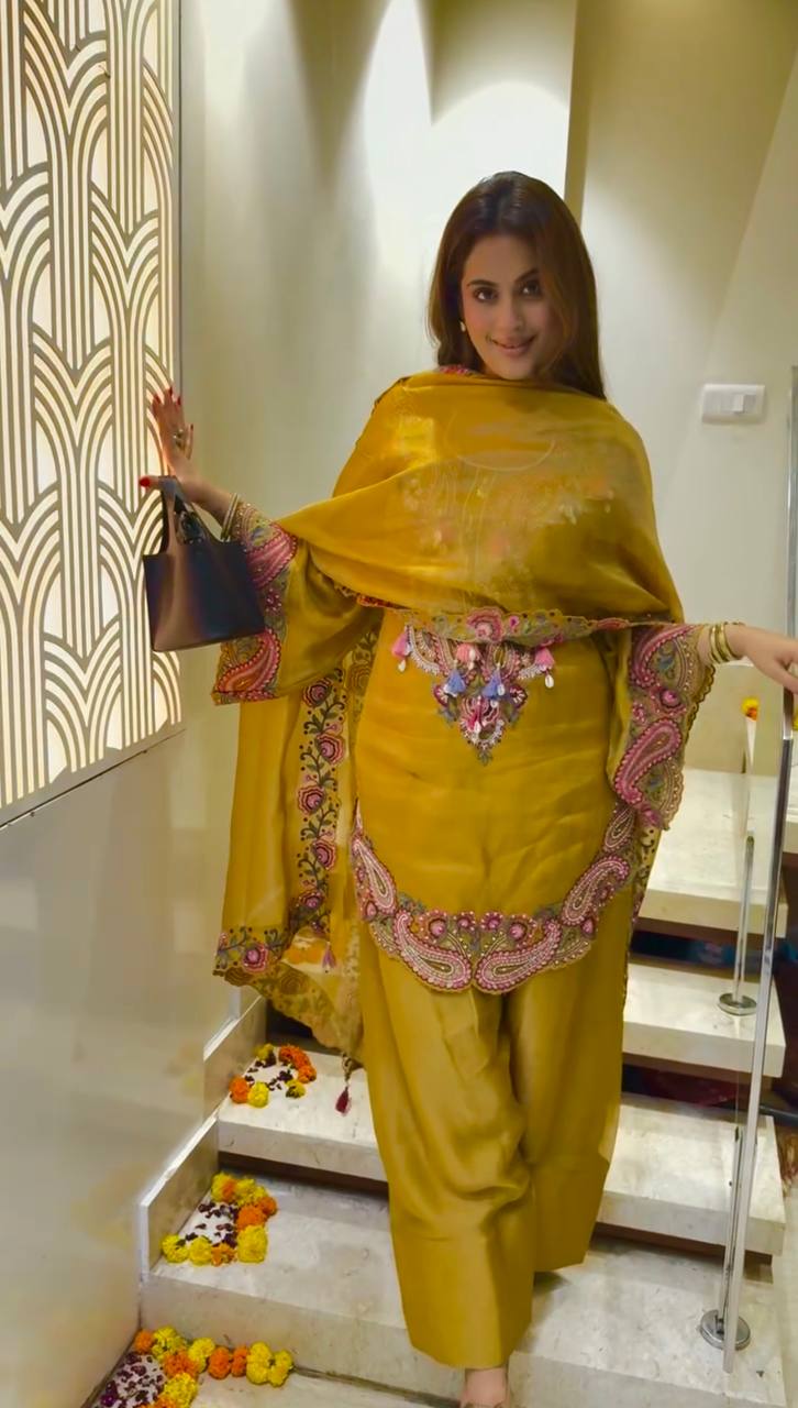 Designer Heavy Georgette Farshi Suit with Thread Embroidery Work