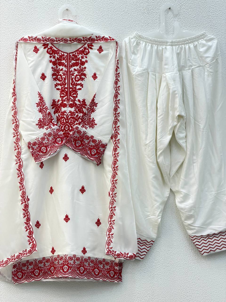 Elegant Ethnic Rayon Cotton Thread Work Suit Set