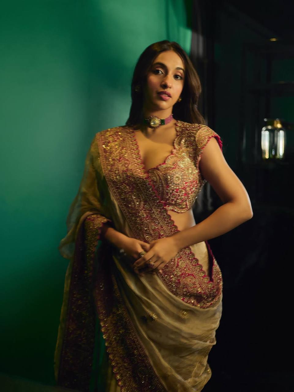 Vaidehi Aura Glass Organza Silk Thread & Sequence Embroidered Designer Saree with Mono Banglori Silk Blouse