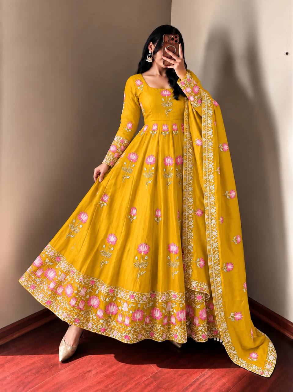 Aarzoo Fendy Silk Sequin Embroidered Bridesmaids Gown Set
