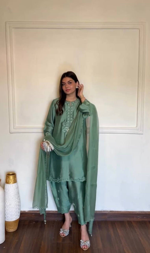 Anvika Royale American Silk Thread Embroidered Suit Set with Pant & Tibby Silk Cutwork Dupatta