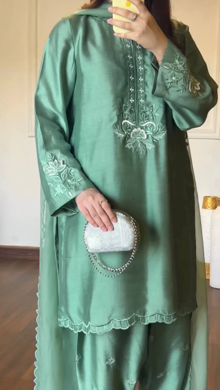 Anvika Royale American Silk Thread Embroidered Suit Set with Pant & Tibby Silk Cutwork Dupatta