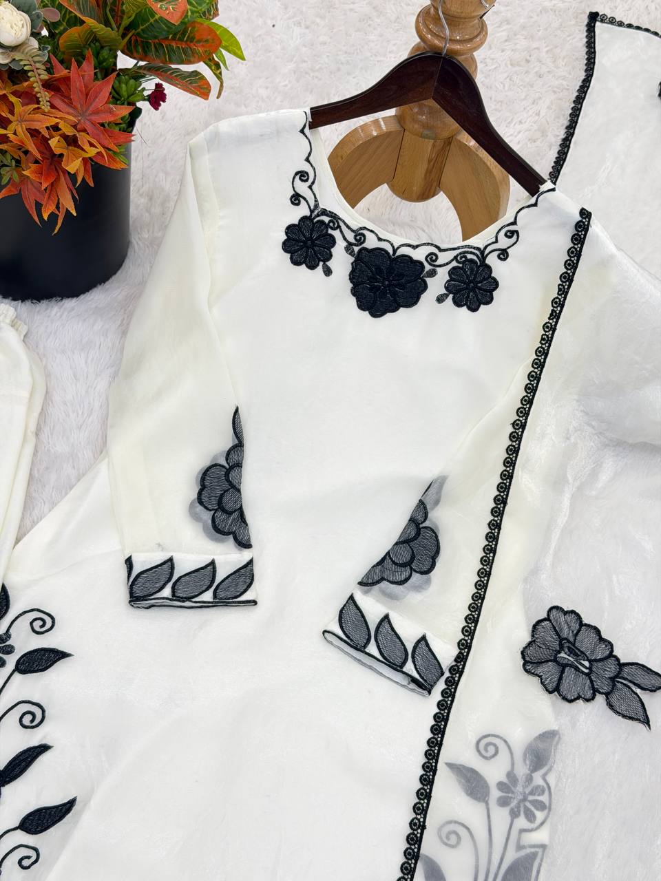 Premium Fendy Silk Embroidered Farshi Pant Suit with Lace Dupatta