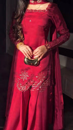 Raivika Fendy Silk Thread & Sequence Embroidered Kurti with Palazzo & Dupatta Set