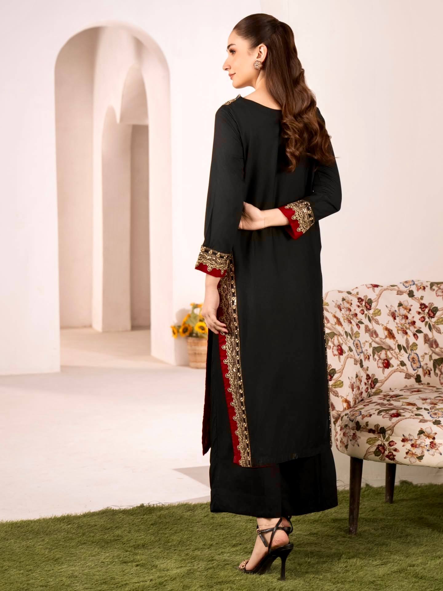 Vyomini Mul Chanderi Embroidered Kurta Palazzo Set with Nazmin Dupatta