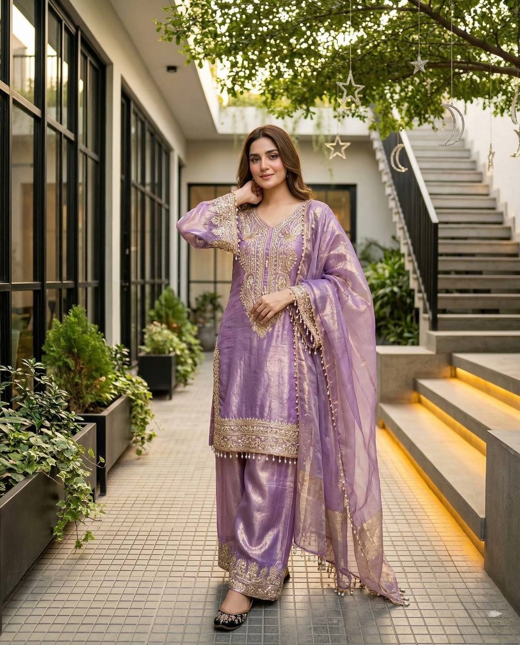 Aarishi Heavy Fendy Silk Embroidered Coding Sequins Kurti Palazzo with Dupatta Set