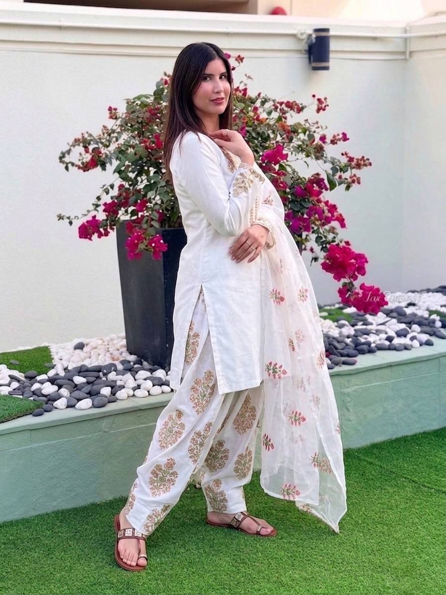 Heavy Crepe Silk Farshi Suit with Multy Thread Sequence Work