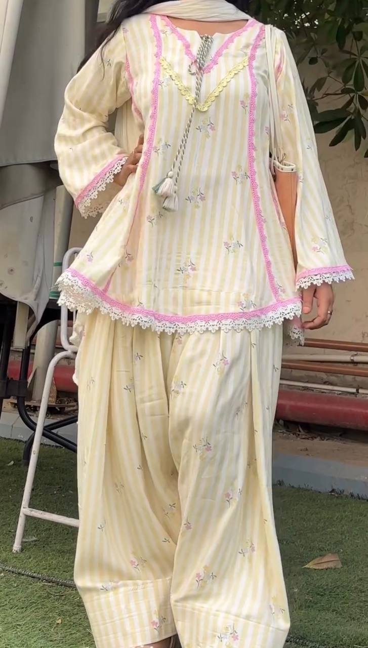 Aadhira Natural Crepe Kurti with Farshi Pant & Nazmin Dupatta Set