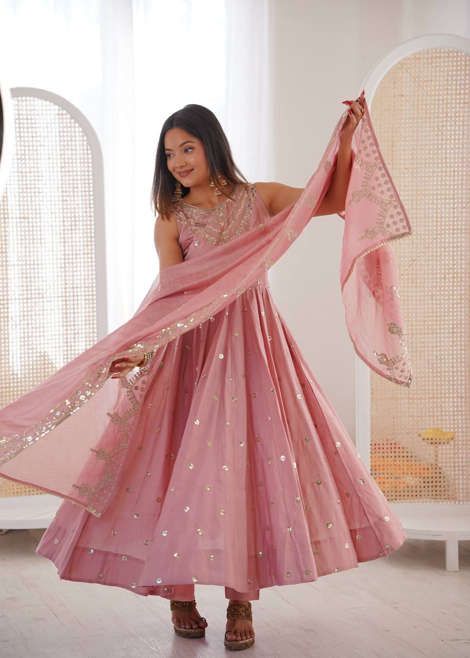 Mahveen Noor Premium Sleeveless Anarkali Gown with Chanderi Silk Dupatta