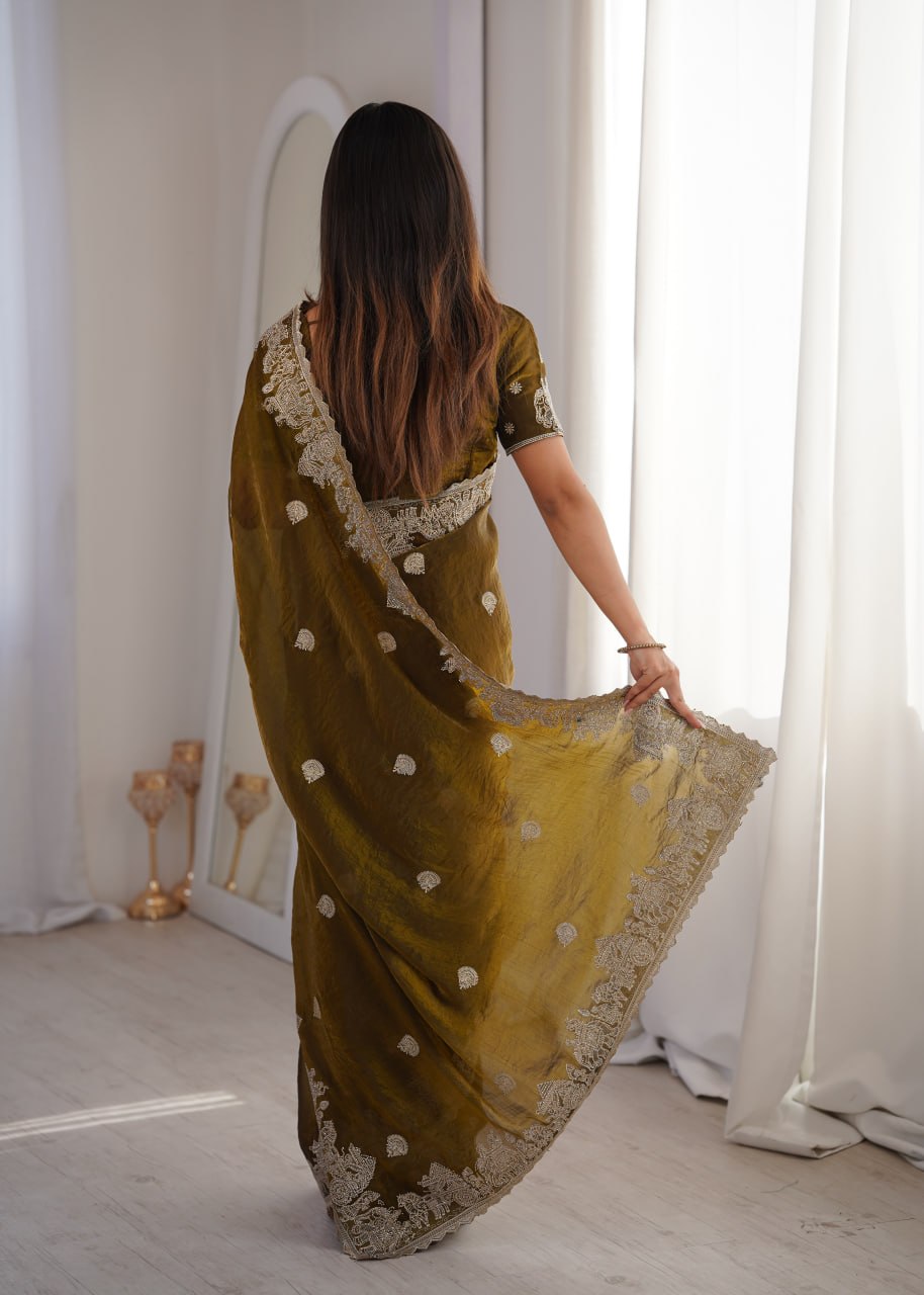 Zarmina Royale Designer Fendy Crush Zari Embroidered Saree with Hotfix Work