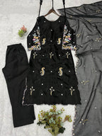Vritika Glass Roman Embroidered Kurta Pant Set with Organza Dupatta