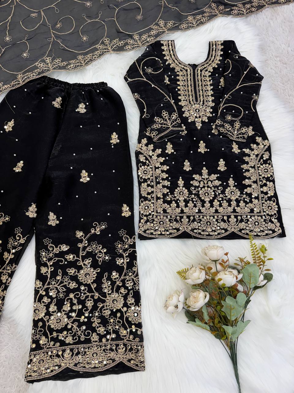 Trending Mom Daughter Matching Outfit with Festive Glamour