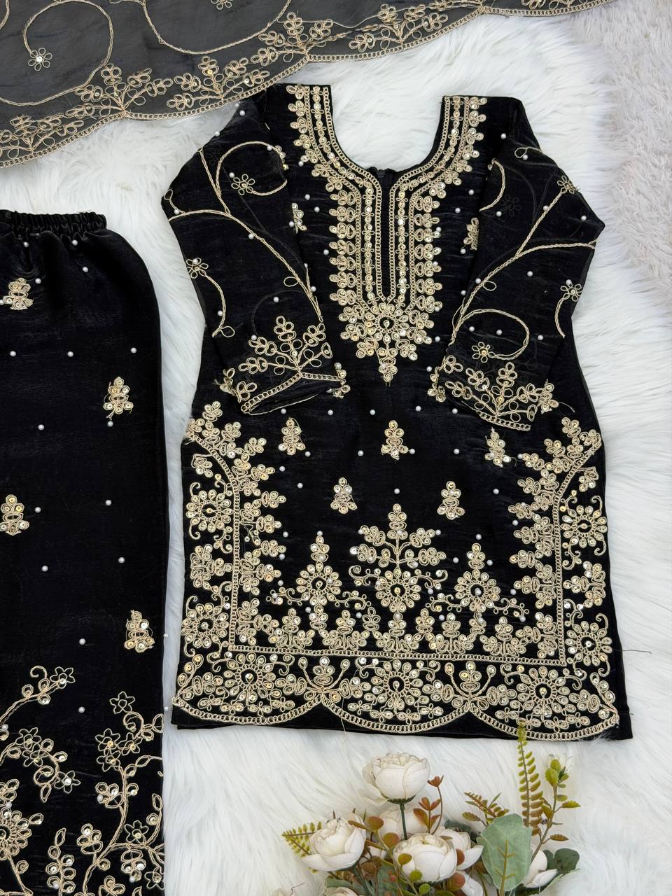 Trending Mom Daughter Matching Outfit with Festive Glamour