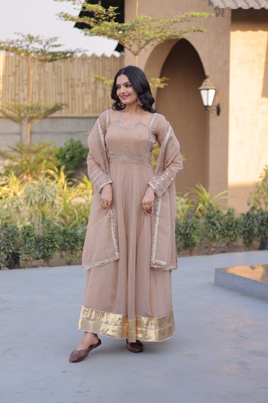 Women's Silver Crunchy Mirror Lace Kali Gown with Dupatta Full Sleeve Party Wear Anarkali Dress