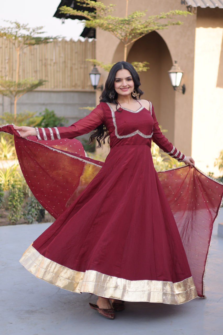Women's Silver Crunchy Mirror Lace Kali Gown with Dupatta Full Sleeve Party Wear Anarkali Dress