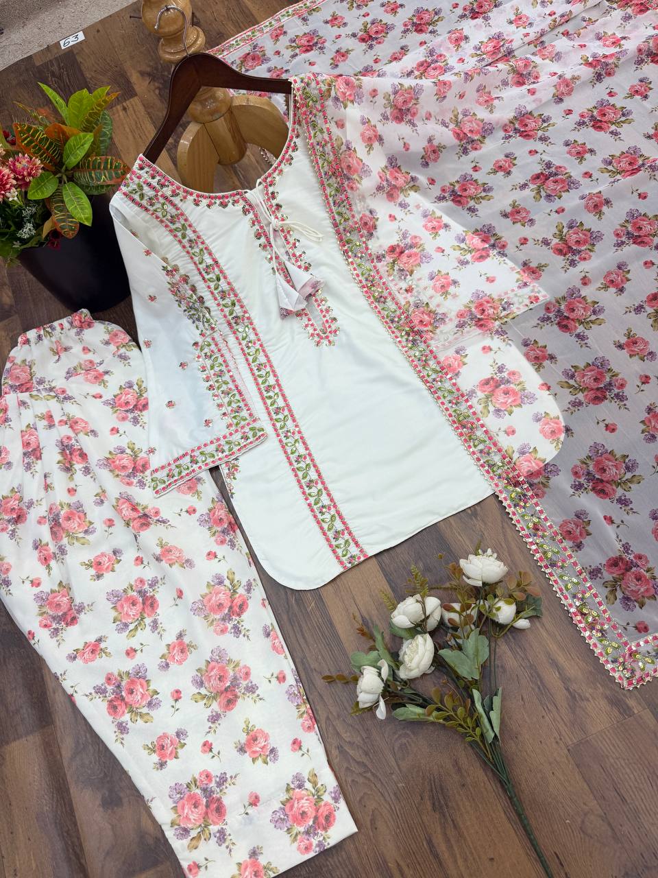 Meherzaa Designer Natural Crepe Embroidered Kurta with Digital Print Farshi Pant & Faux Georgette Dupatta
