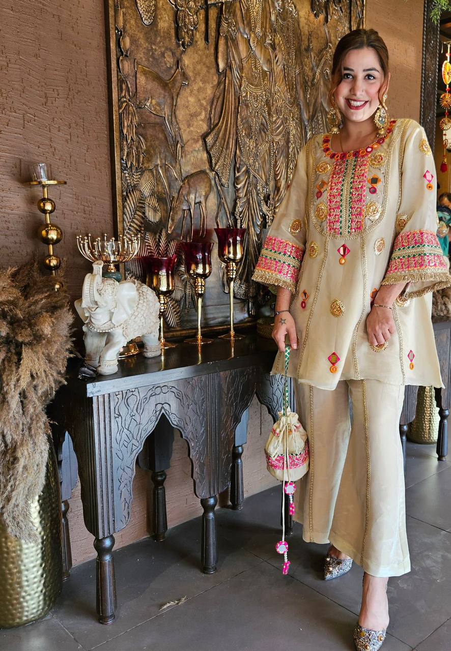Designer Cos Moss Kurti & Palazzo Set with Real Mirror Embroidery