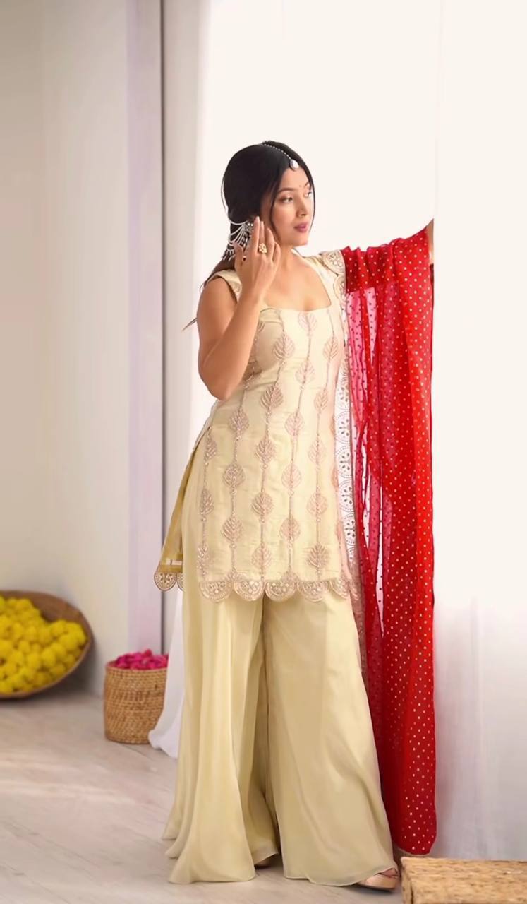 Chinora Designer Heavy Chinon Embroidered Kurti Palazzo Set with Digital Print Georgette Dupatta & Lace Border
