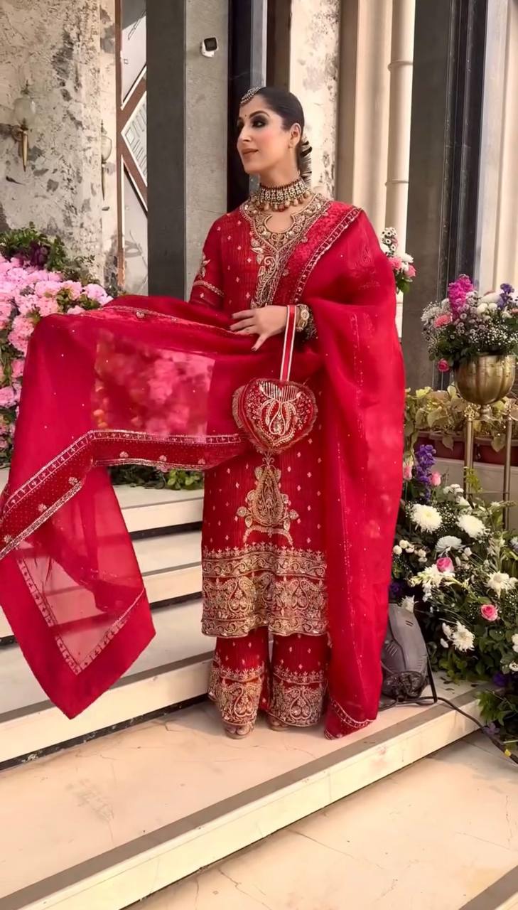 Trending Embroidered Crunchy Silk Outfit for Festive Glamour