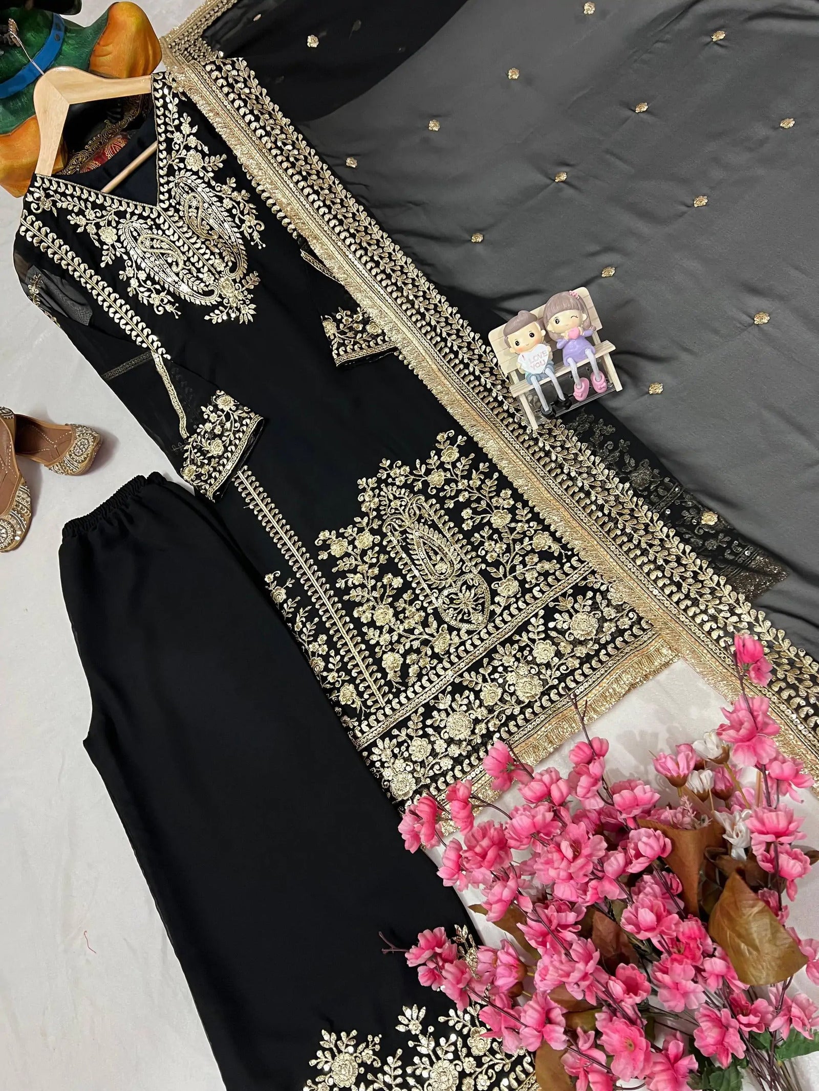 photo_2025-11-22_02-36-31