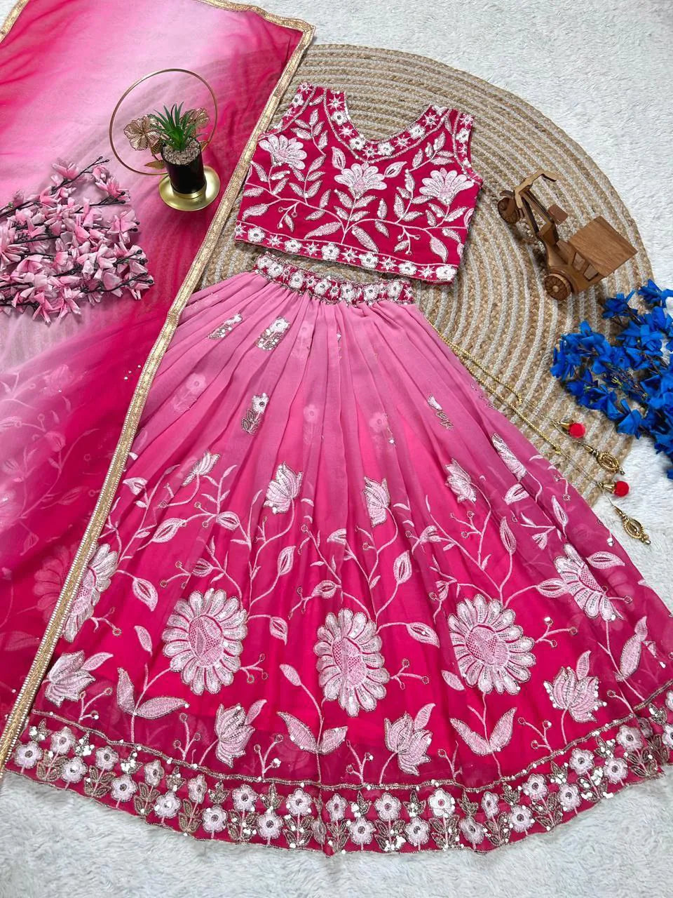 6163302993915219083_121