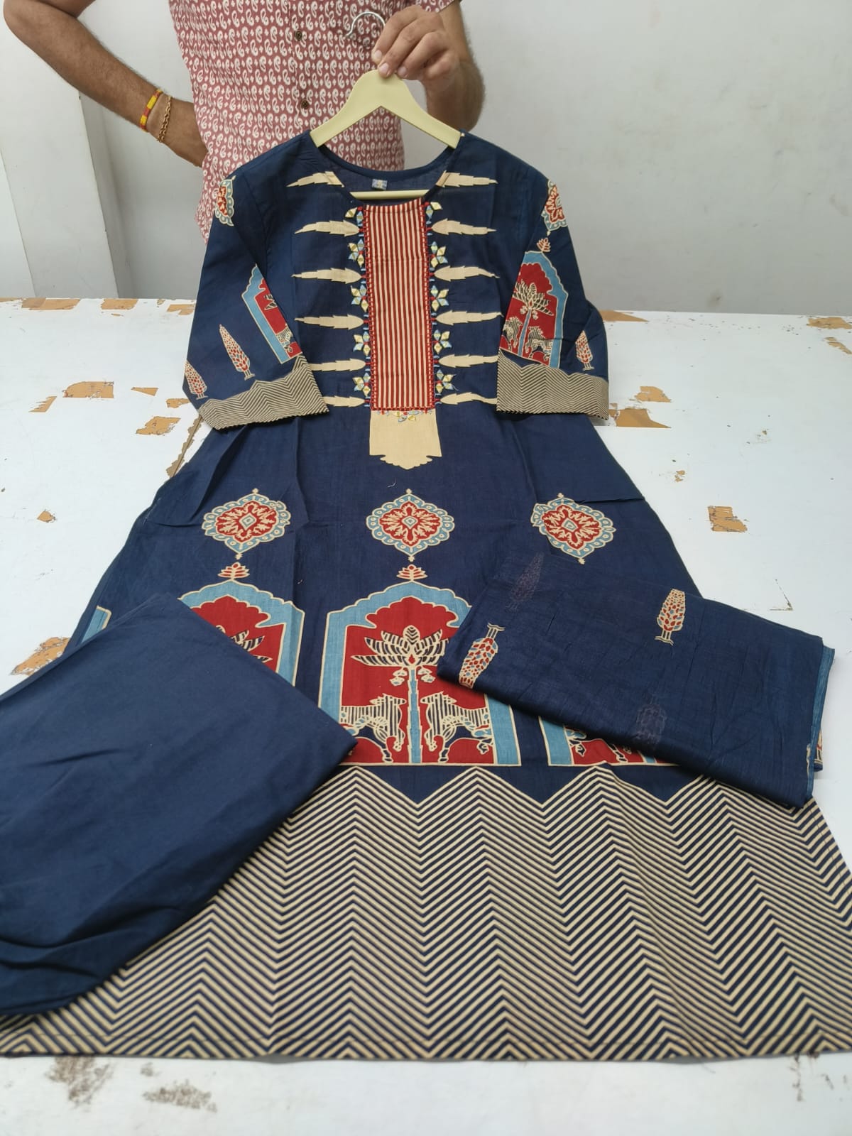 Vihana Cotton Embroidered Kurti with Pant & Dupatta