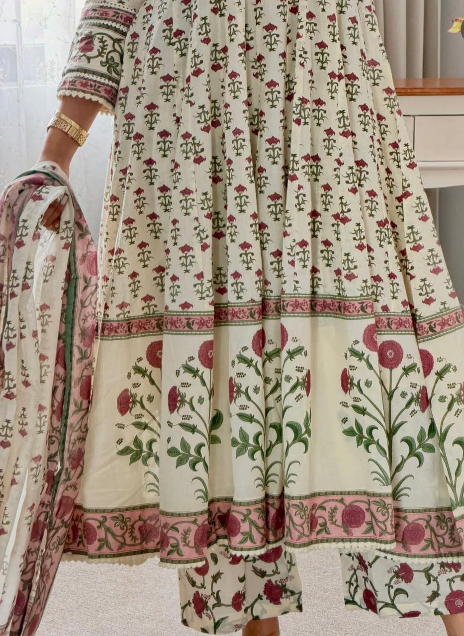 Anvitha Cotton Hand Work Kurti Set with Malmal Dupatta