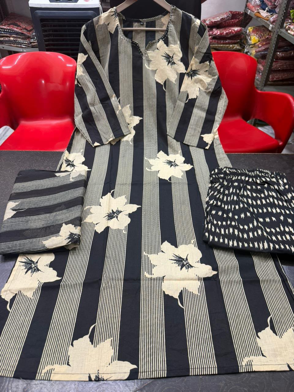 Vasudha Cotton Handwork Kurti with Pant & Malmal Dupatta