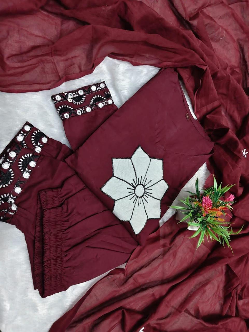 Aaradhya Pure Cotton Kurti with Palazzo & Malmal Dupatta