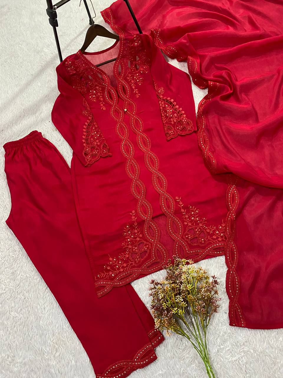Vaidehi Red Mal Chanderi Embroidered Kurti with Shrug, Pant & Dupatta