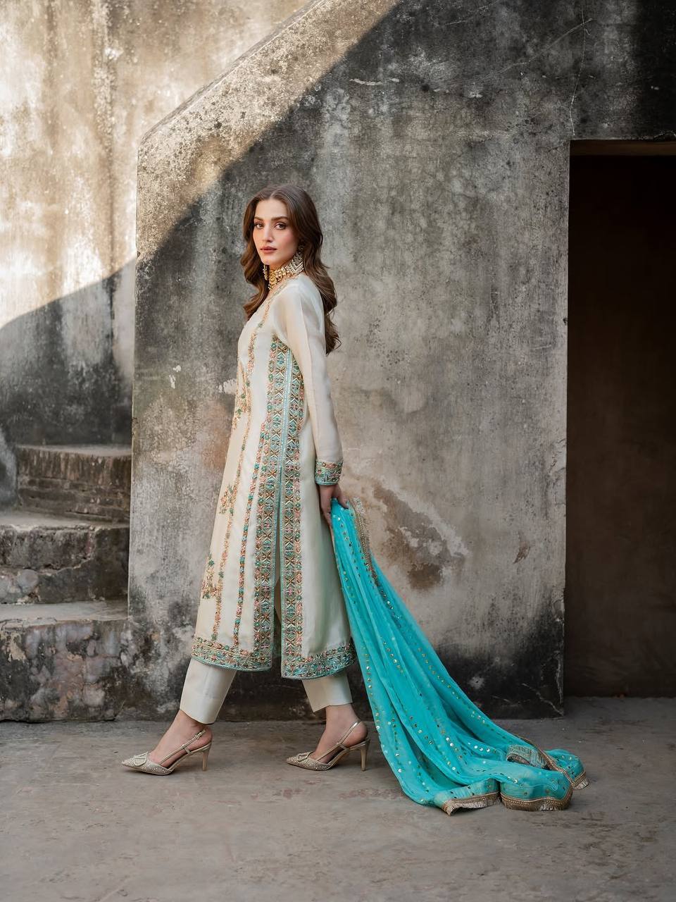 Vyomika Jimmy Choo Embroidered & Moti Work Kurti Plazzo Set with Dupatta