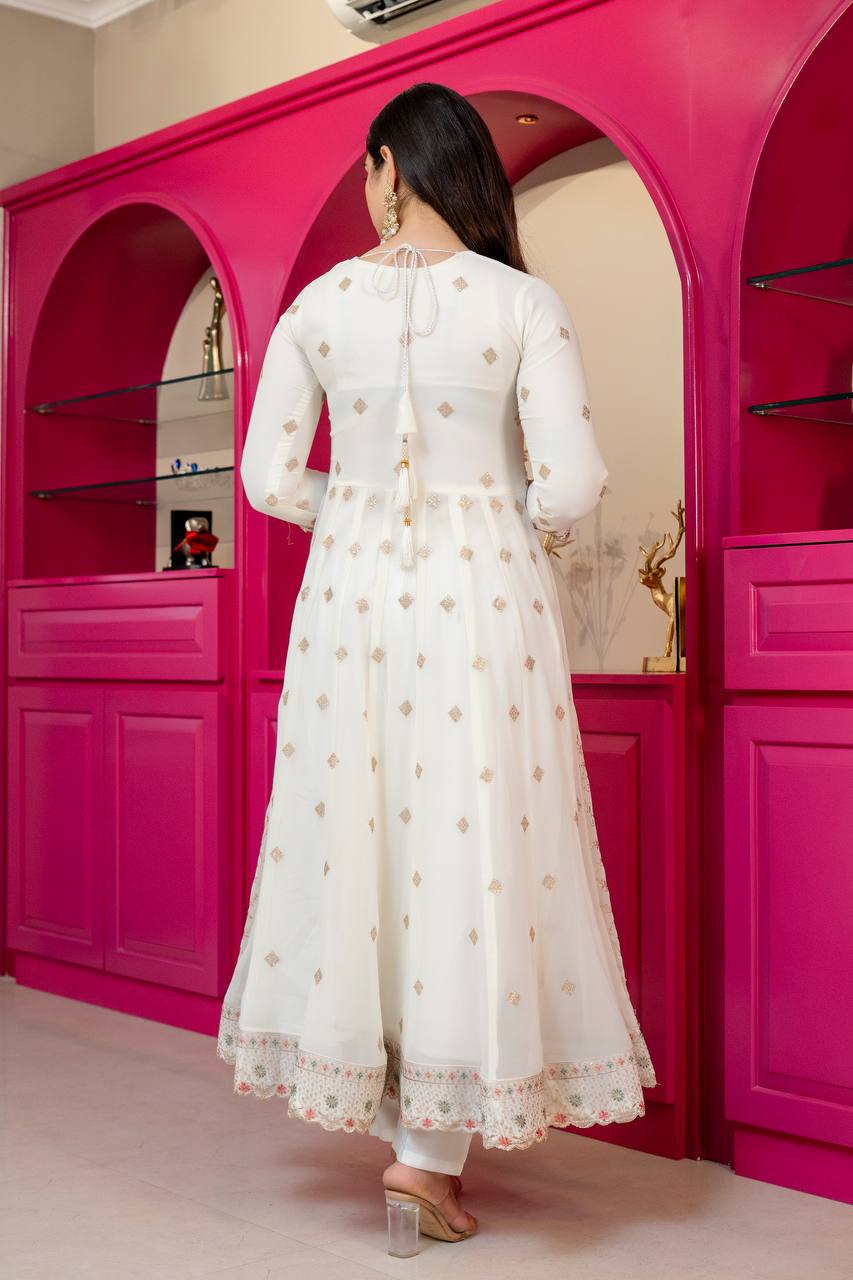 Zarlisha Blooming Sequins & Zari Embroidered Kurti with Pant & Lace Work Dupatta